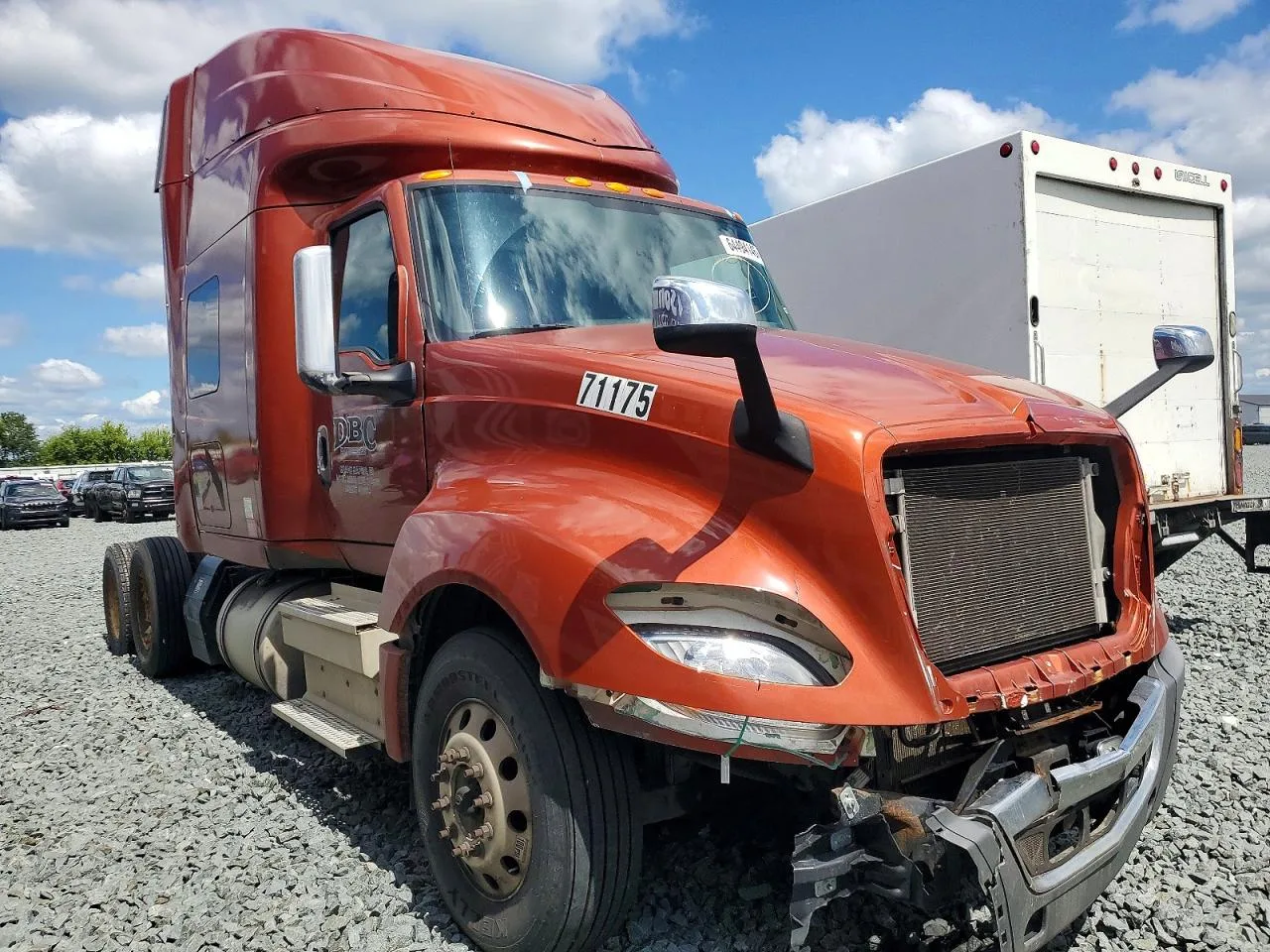 Foto de 2018 International LT625