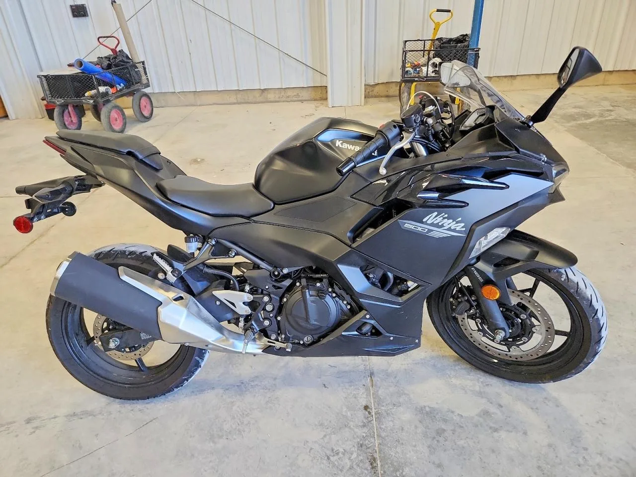Foto de 2026 Kawasaki EX500